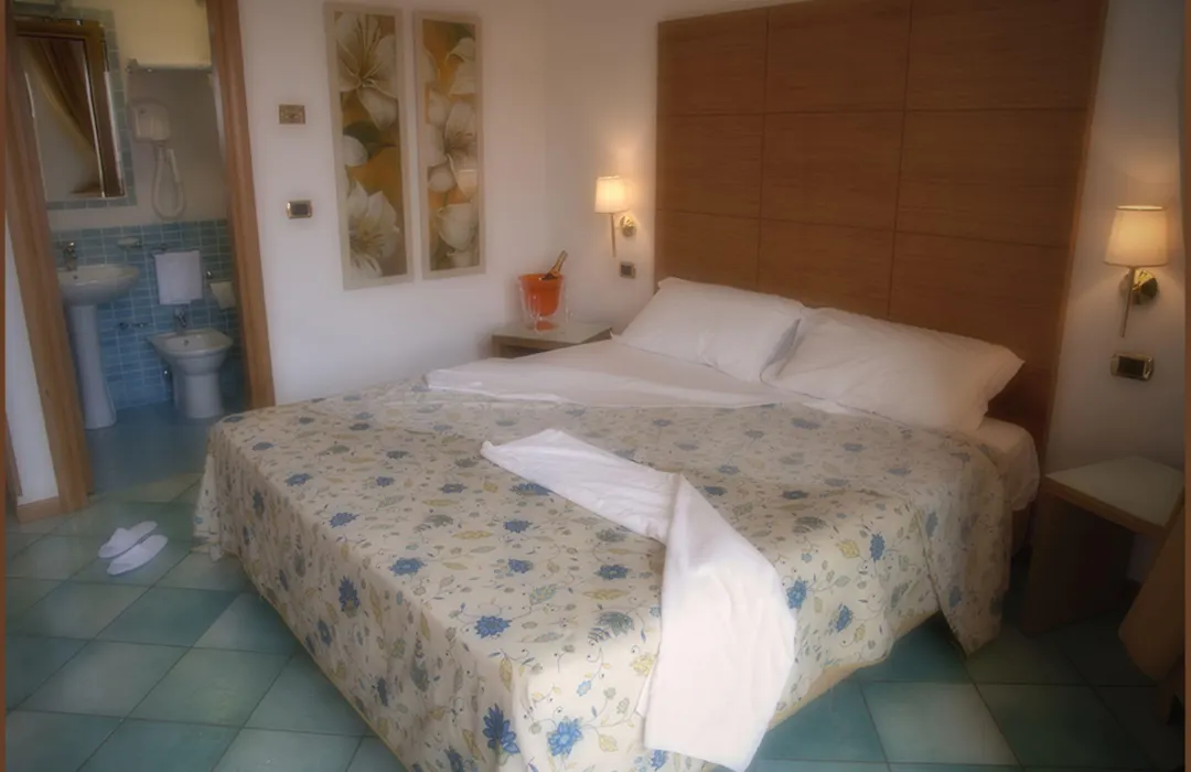 City Hotel-1